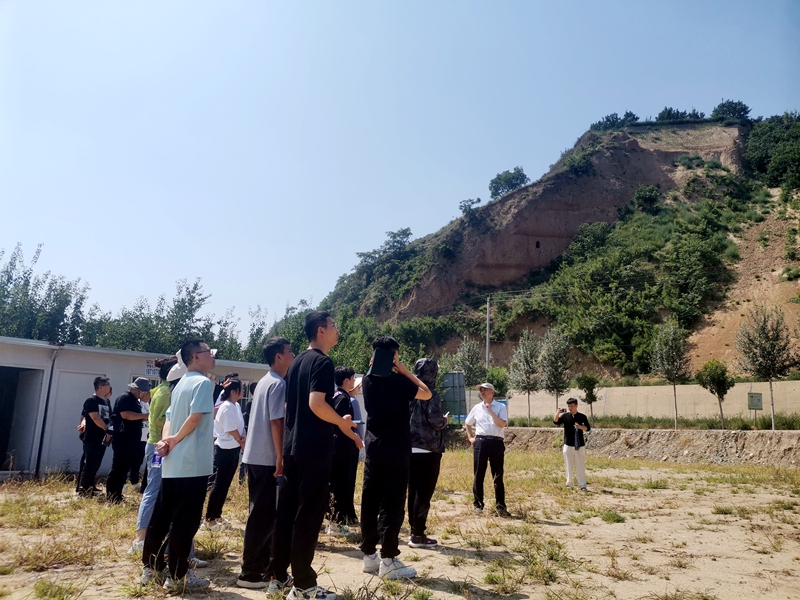 我公司持續(xù)推進(jìn)“鴻儒計(jì)劃”，保障技術(shù)支持服務(wù)高質(zhì)量開展